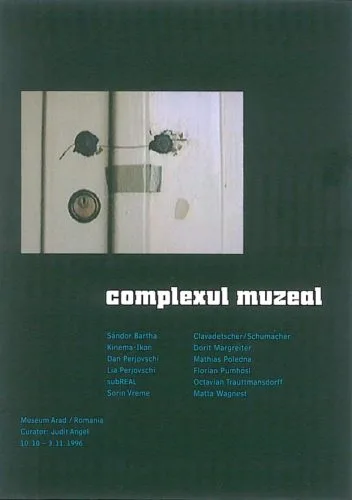 Afișul expoziției. © Fotografie Zsolt Barabás. Sursa: Revista Arta online, CURATORI #5, martie 2018.